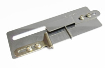 Khsew KHF46, приспособление для подгибки низа с Т-образной направляющей для промышленных распошивальных машин