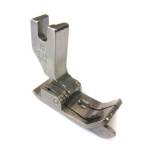 Khsew SP-18L, левосторонняя лапка с ограничителем для отстрочки по краю, для машин с нижним продвиже