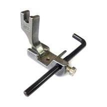 Khsew SP8103G, лапка с регулируемой линейкой для отстрочки по краю, для машин с нижним продвижением