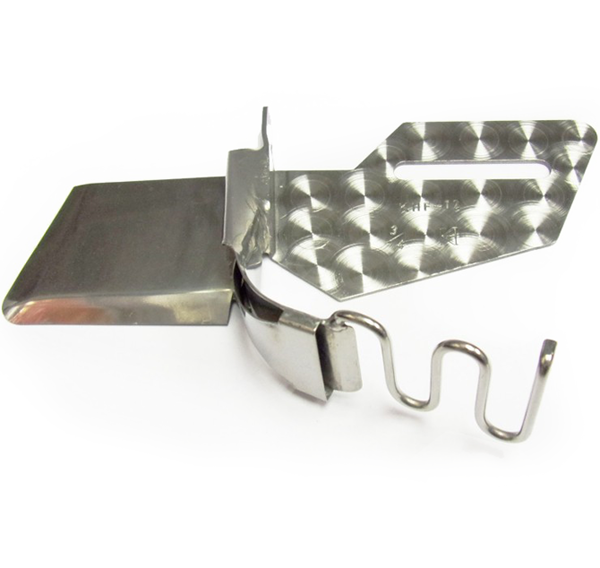 Khsew KHF12, универсальный окантователь в 2 сложения для швейных машин с нижним и двойным продвижением материала 