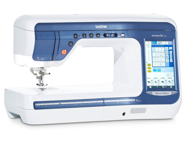 Brother Innov-is V5LE, швейно-вишивальная машина c рабочим полем вышивки 300 х 200 мм, 652 операций